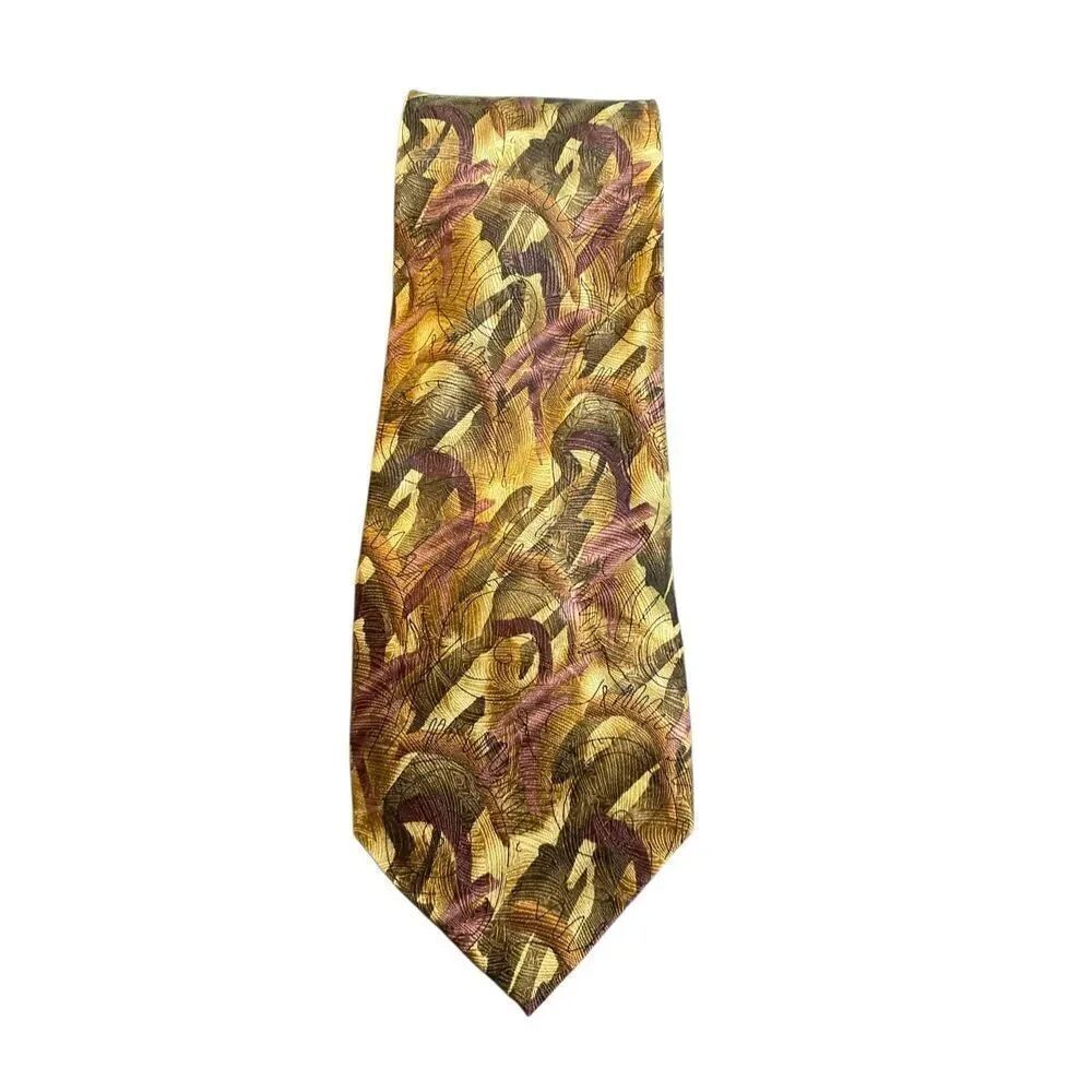 J. Garcia shoulder men’s snail garden collection, 1996 vintage tie.